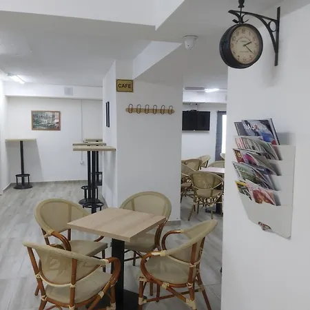 Hotell Kruna 3*